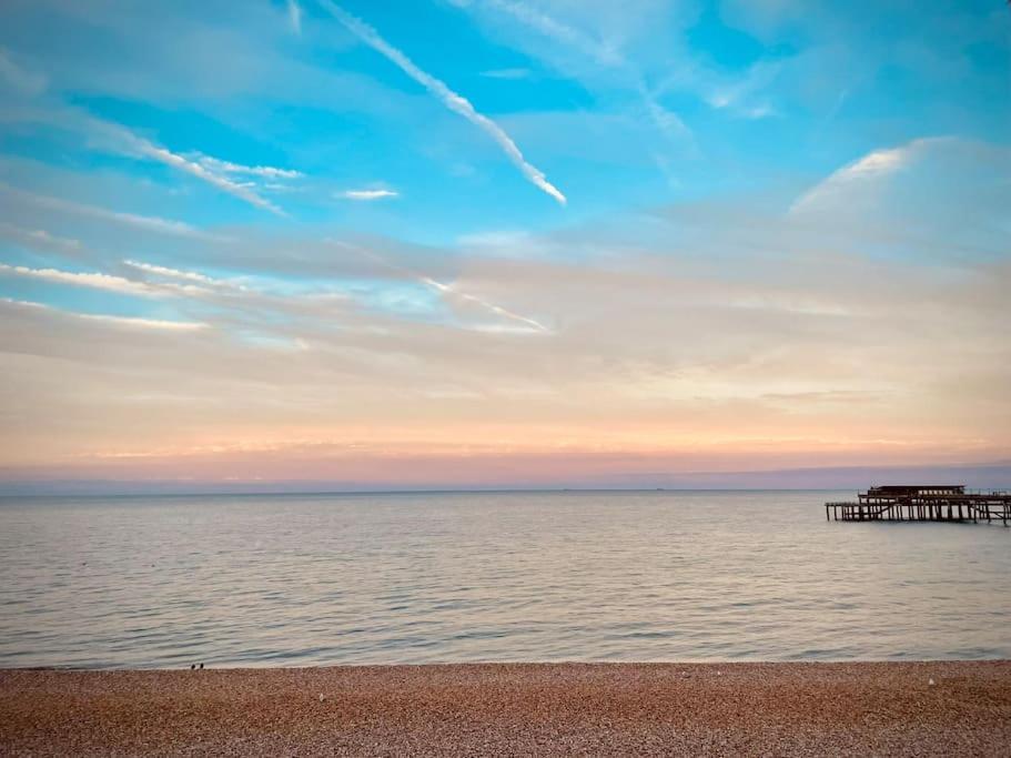 Northdene Cottage - Cosy Old Fisherman'S Cottage Two Mins From Sea - Free Parking - Wood Burning Stove - Roll Top Bath - Dog Friendly Діл Екстер'єр фото