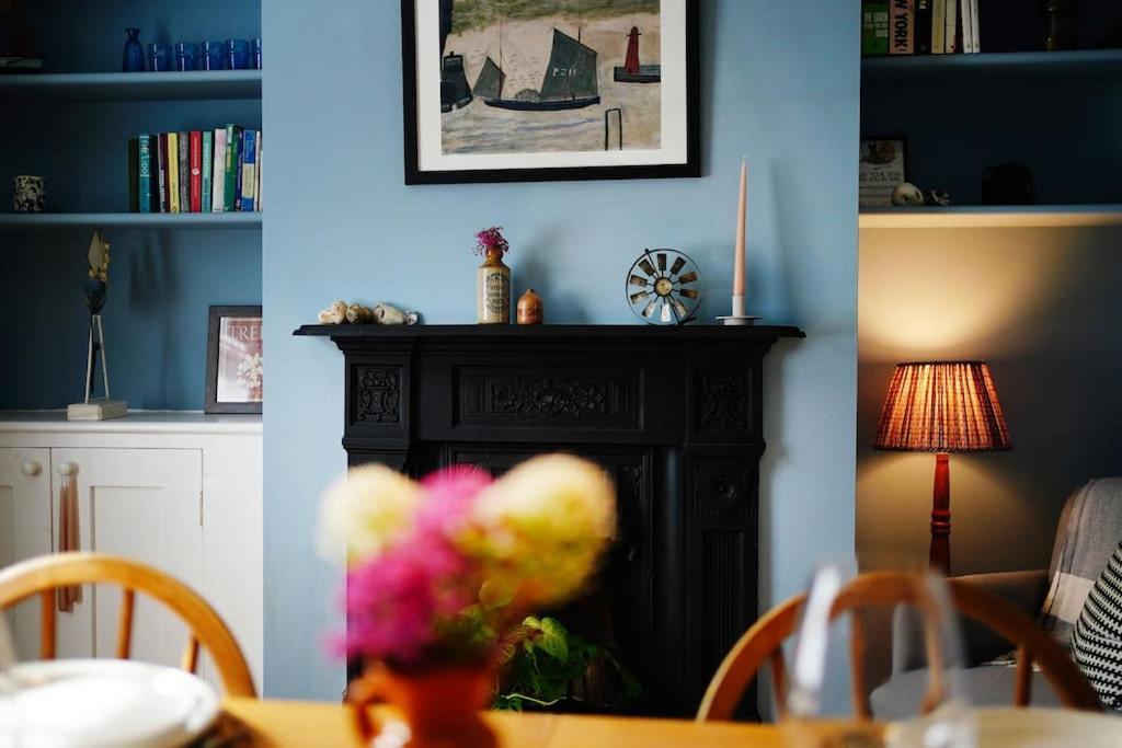 Northdene Cottage - Cosy Old Fisherman'S Cottage Two Mins From Sea - Free Parking - Wood Burning Stove - Roll Top Bath - Dog Friendly Діл Екстер'єр фото