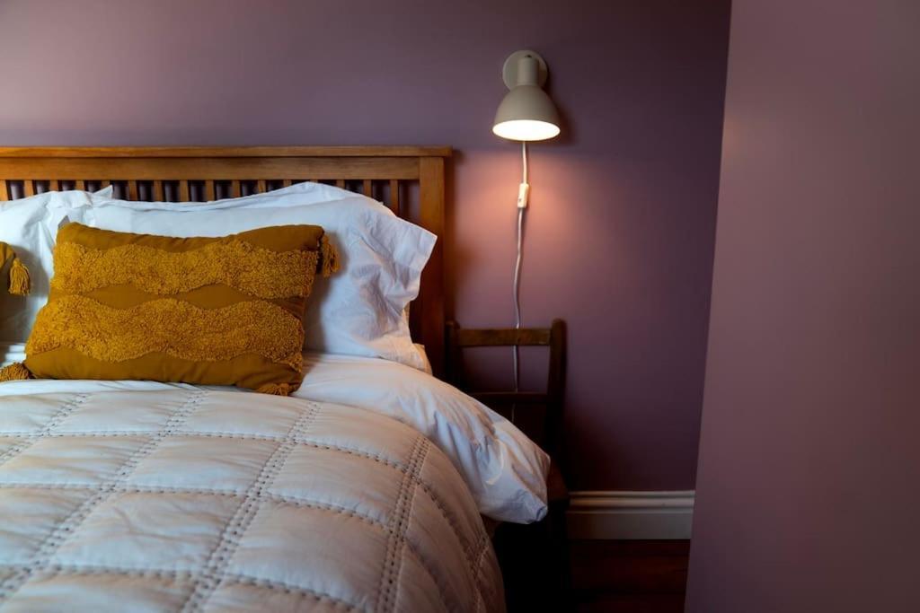 Northdene Cottage - Cosy Old Fisherman'S Cottage Two Mins From Sea - Free Parking - Wood Burning Stove - Roll Top Bath - Dog Friendly Діл Екстер'єр фото