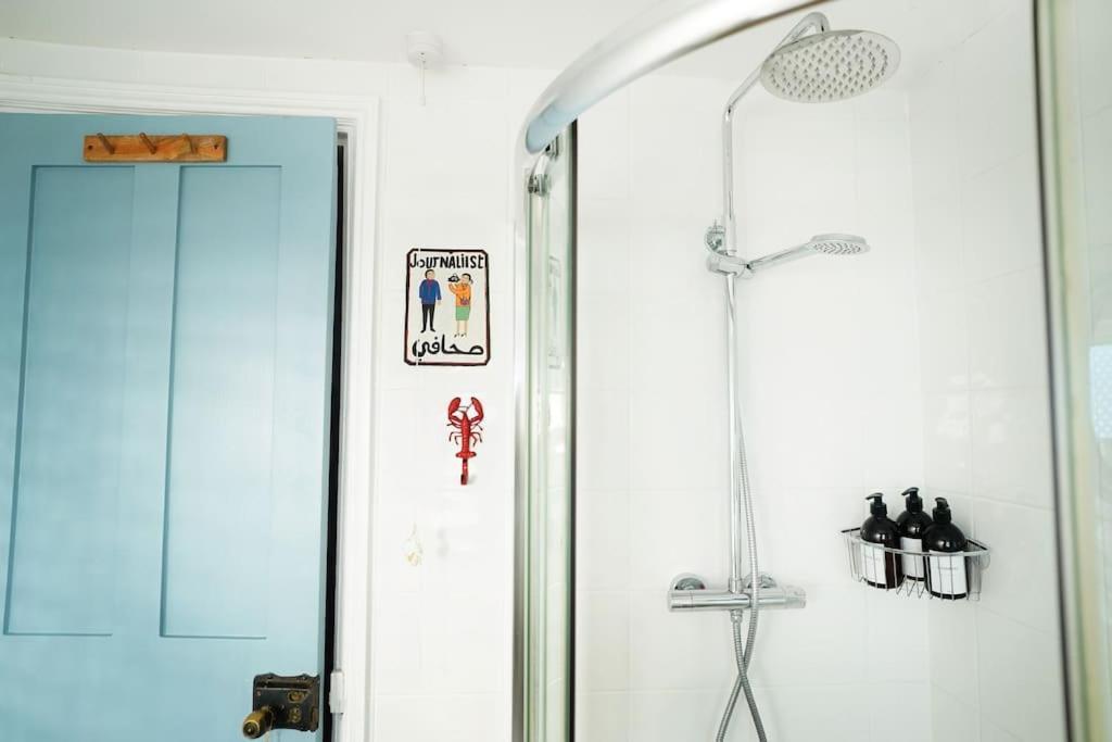 Northdene Cottage - Cosy Old Fisherman'S Cottage Two Mins From Sea - Free Parking - Wood Burning Stove - Roll Top Bath - Dog Friendly Діл Екстер'єр фото